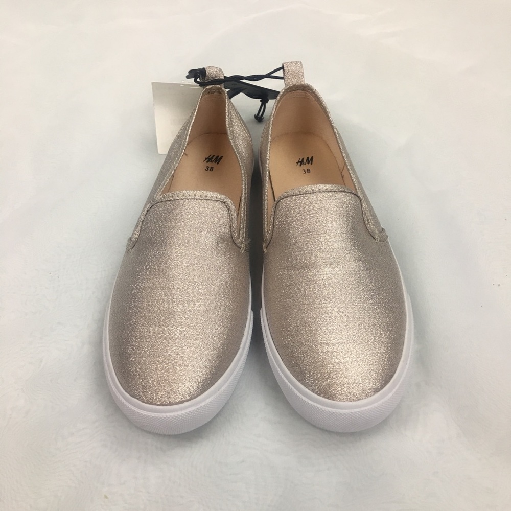 Slip on sneakers